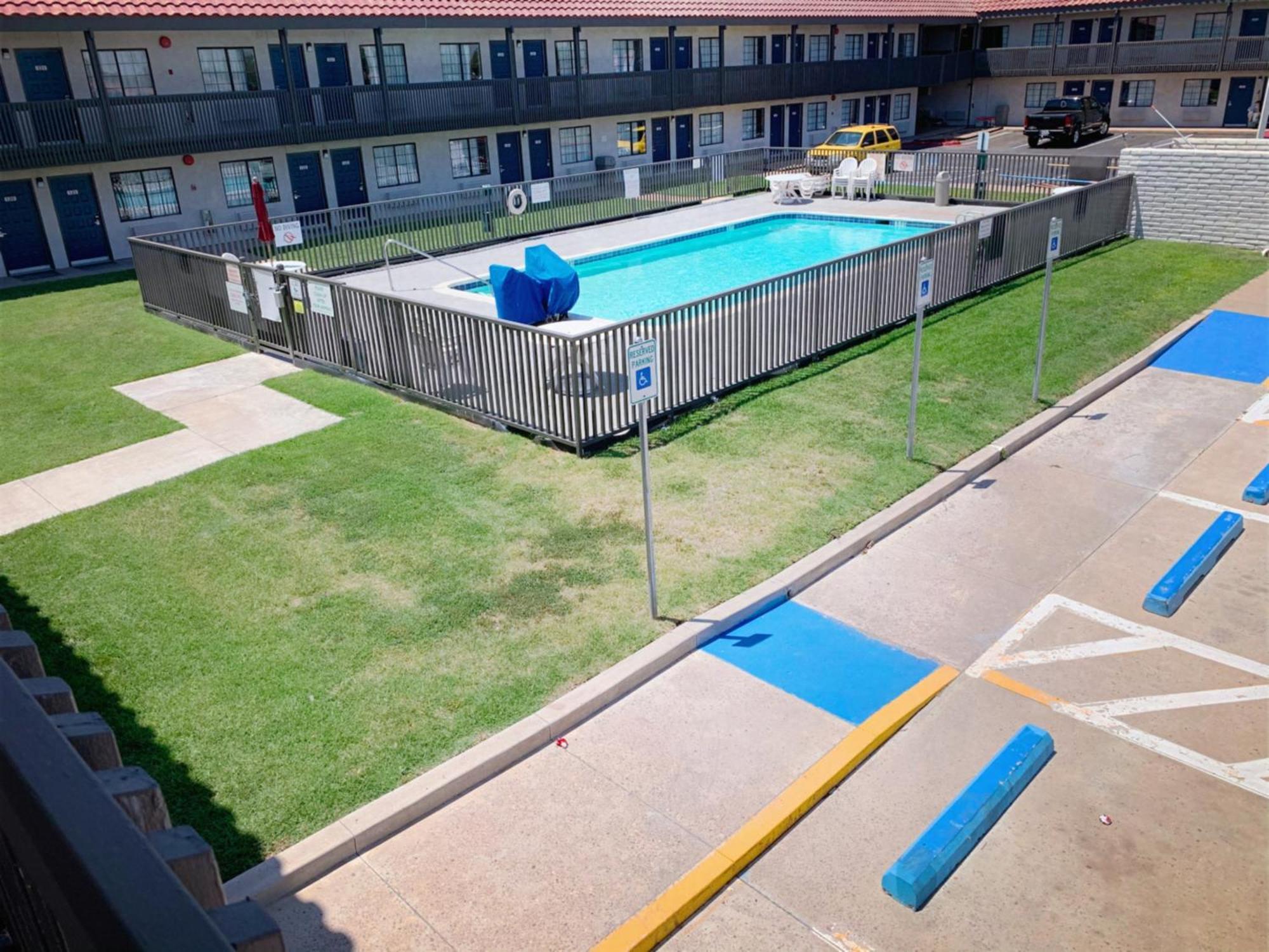 Motel 6-Amarillo, Tx - Airport Екстериор снимка